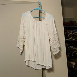 White Bell sleeve shirt with lace
